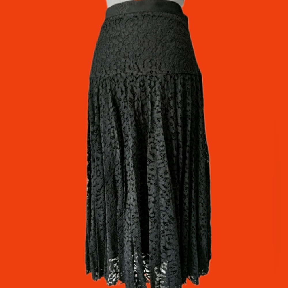 Black lace Maxi skirt new with tags